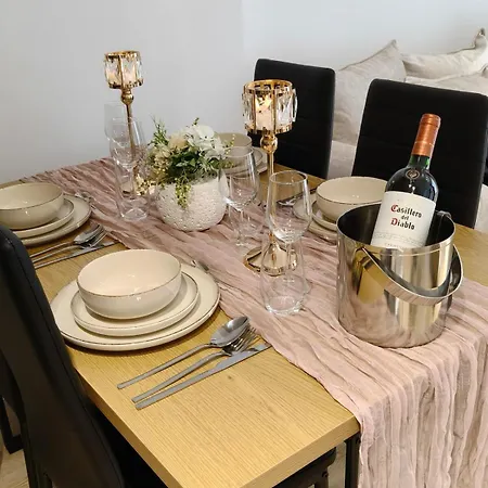 Nova Suite's 2 Apartment