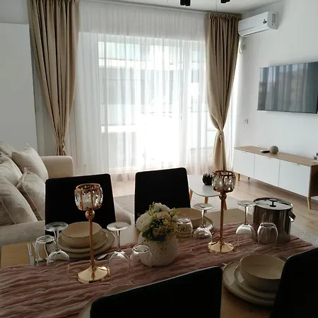 Nova Suite's 2 Apartment