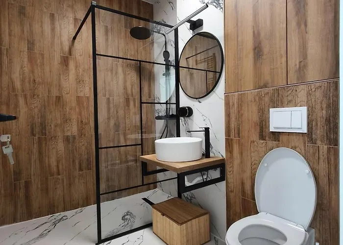 Nova Suite's 2 Navodari